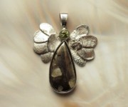 Schutzengel Ammonit-Pyrit-Peridot-Engel