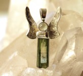 Engel der 
Verbundenheit Moldavit-Chromdiopsid-Engel